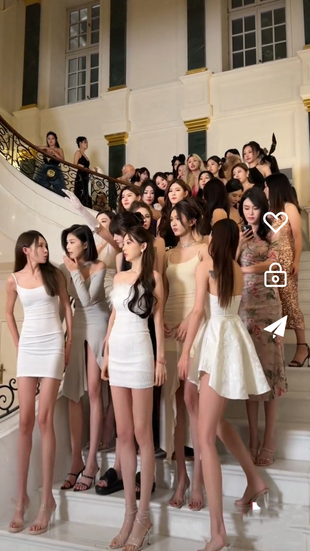 k3火车高级包厢独立卫生间截图